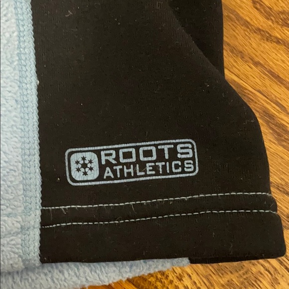 Vintage Roots Quarter Zip-up Sweater - Picture 4 of 6